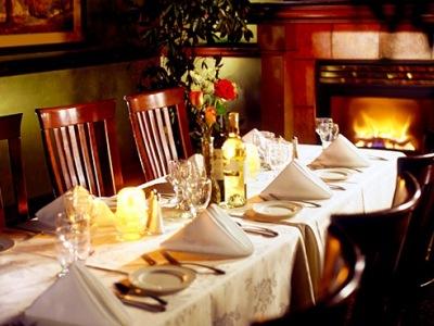 Four Points By Sheraton Hotel & Suites Calgary West מראה חיצוני תמונה