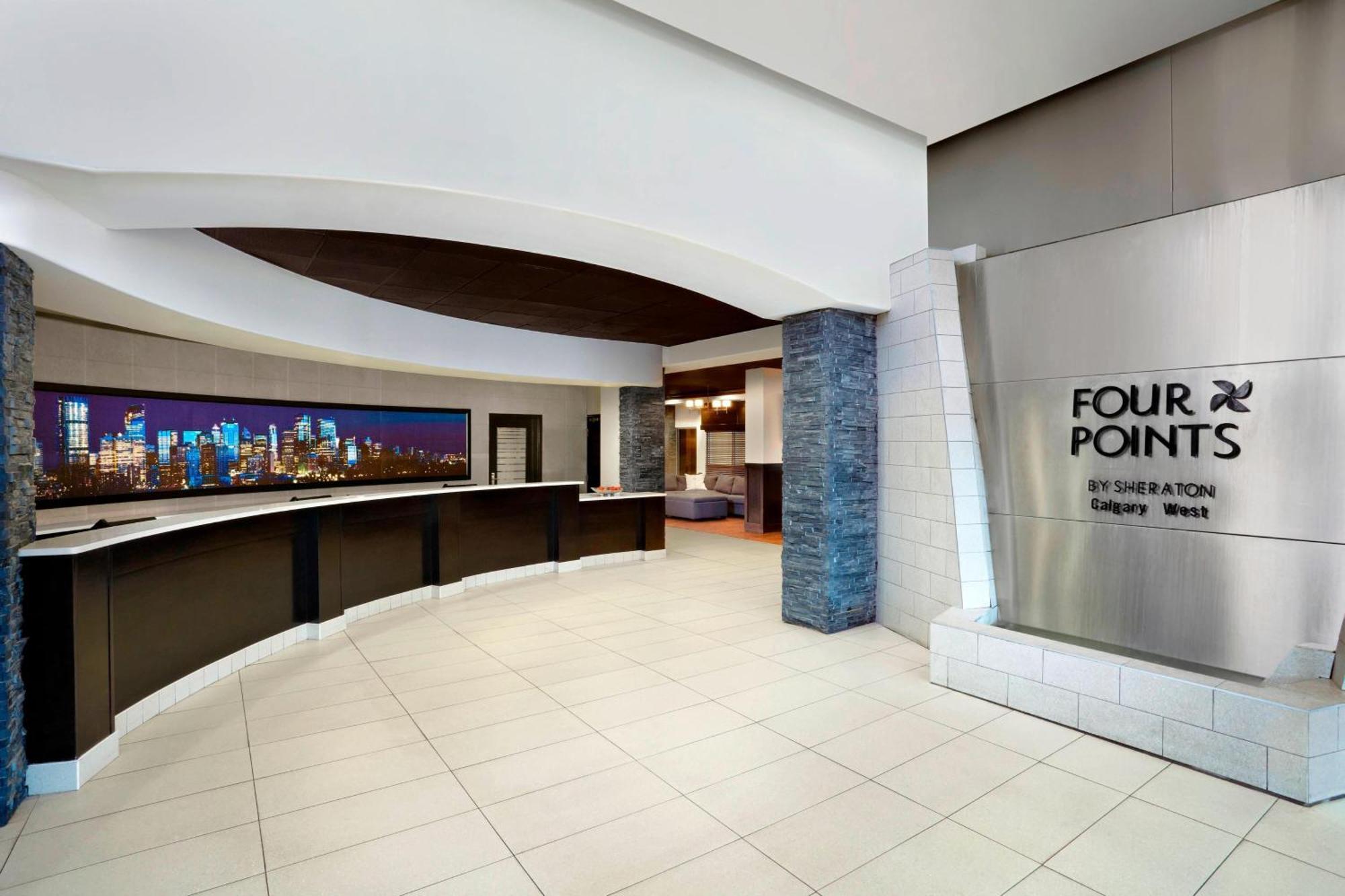 Four Points By Sheraton Hotel & Suites Calgary West מראה חיצוני תמונה
